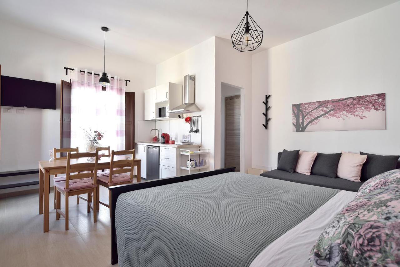 Family Room Шикли Экстерьер фото